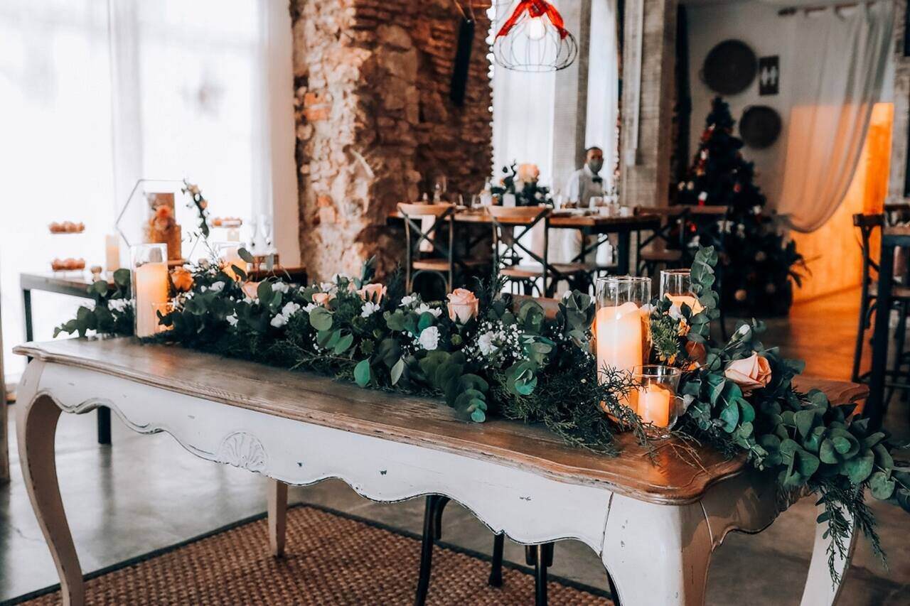 The ultimate gift: Christmas flowers delivery ideas for loved ones
