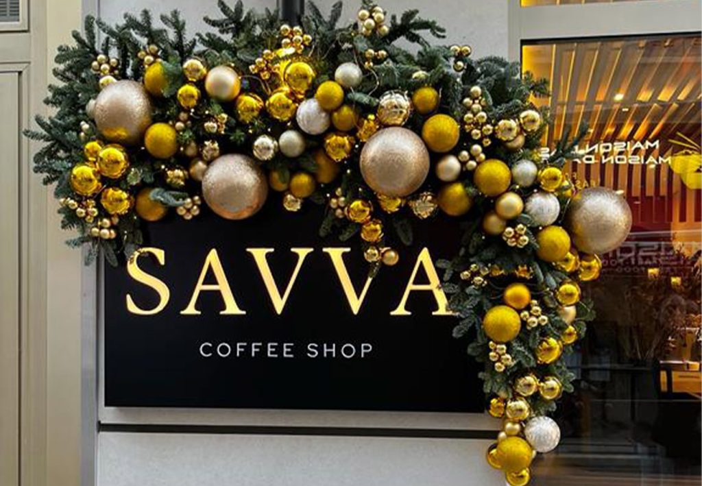 The ultimate gift: Christmas flowers delivery ideas for loved ones