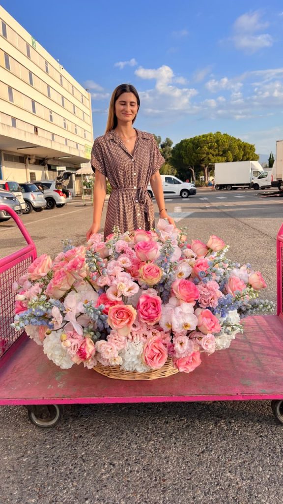 Anniversary flower arrangements that say it all